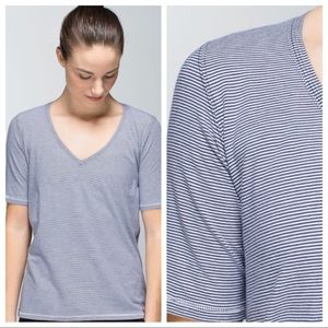 Lululemon | Go Go V Neck Tee in Navy & White